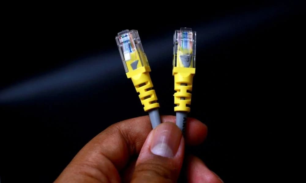 Šta je PoE? Definicija i značaj tehnologije