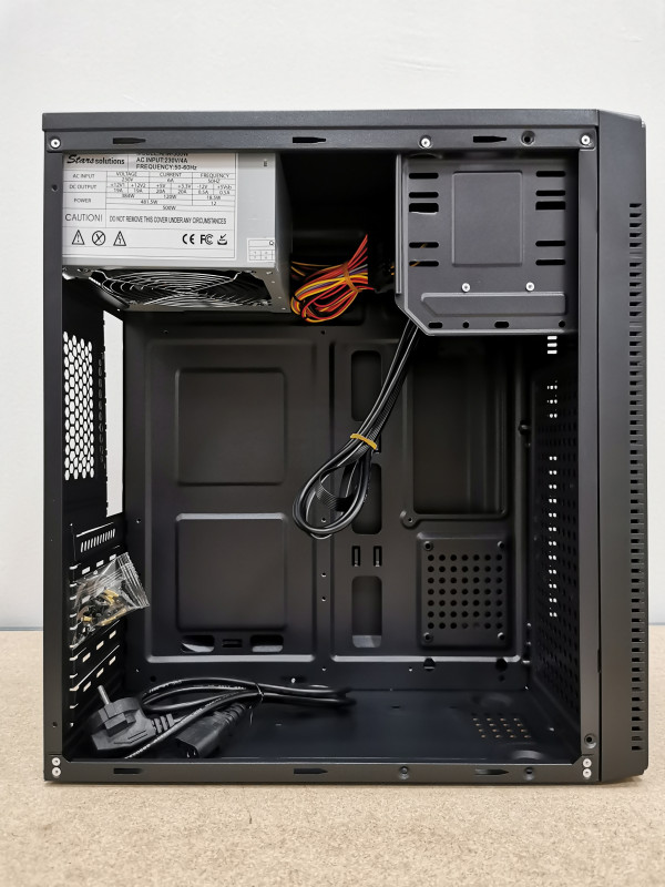 Stars Solutions K04 Kućište sa napajanjem 500W 2 x USB3.0, Crno