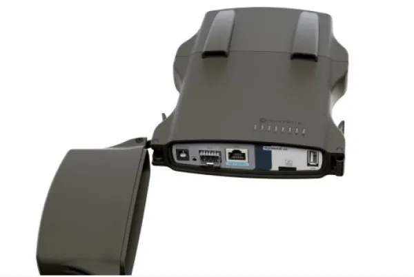 MikroTik NetMetal ax L23UGSR-5HaxD2HaxD-NM RouterOS L4