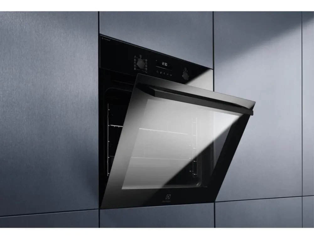 Electrolux Multifunkcionalna ugradna rerna EOD6P77WZ, 72 l, 3490 W, Crna