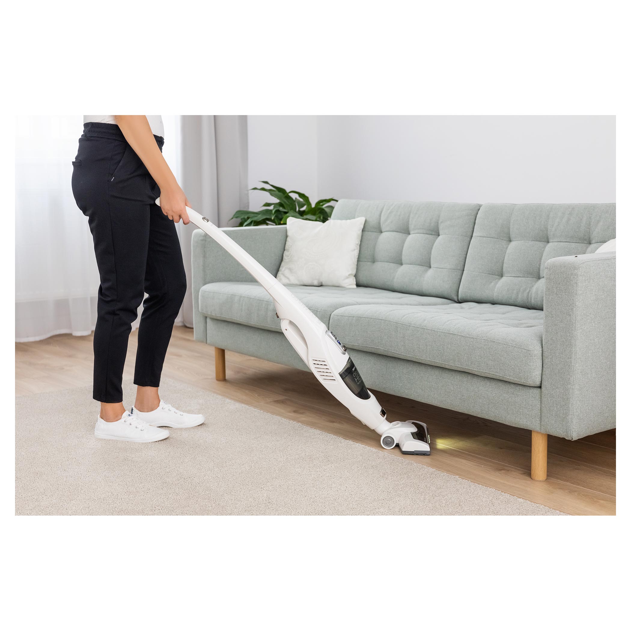 Sencor SVC 7811WH Bežični štapni usisivač 2u1 Vreme rada 25 minuta 0.5l, Beli