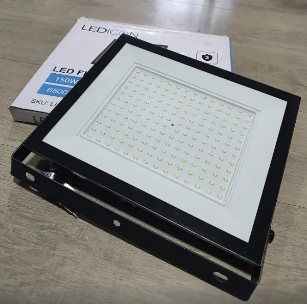 Ledicon LED Reflektor 150 W 13500lm 6500 K IP65