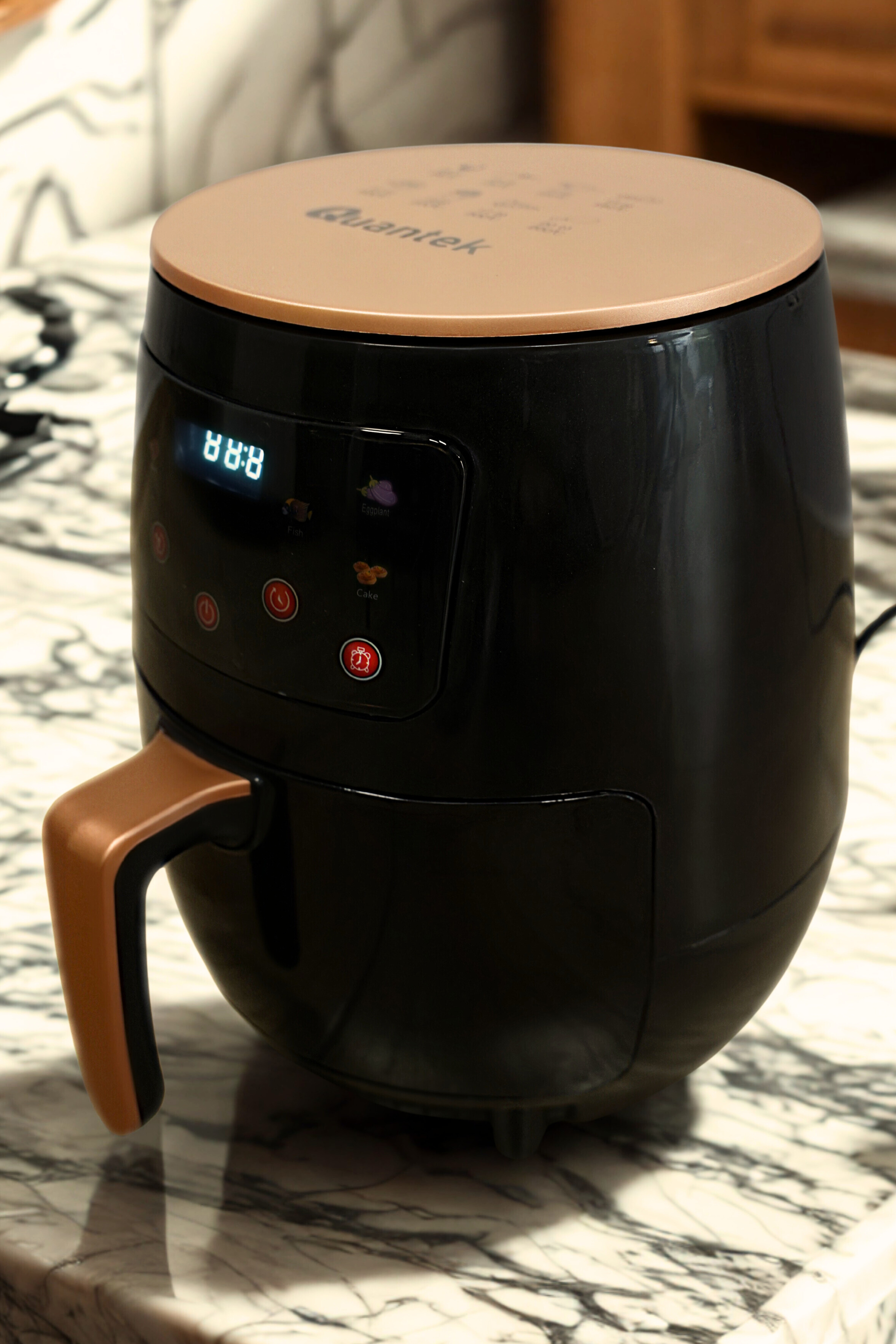 Quantek Q1301BK Friteza na vruć vazduh sa tajmerom LCD 6L 1600W, Crna