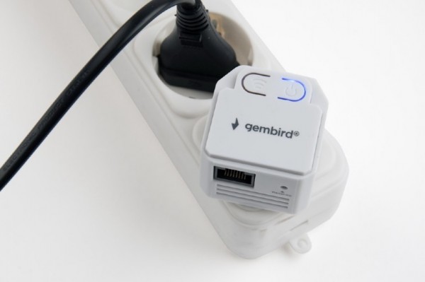 Gembird WNP-RP300-03 WiFi ripiter/ruter 300Mbps 2x3dBi RF pwr <20dBm 1x LAN, Beli