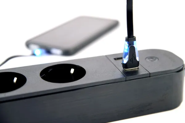 Gembird TSL-PS-S4U-01 Pametni produžni kabl sa USB punjenjem 4 utičnice 1.5m, Crni