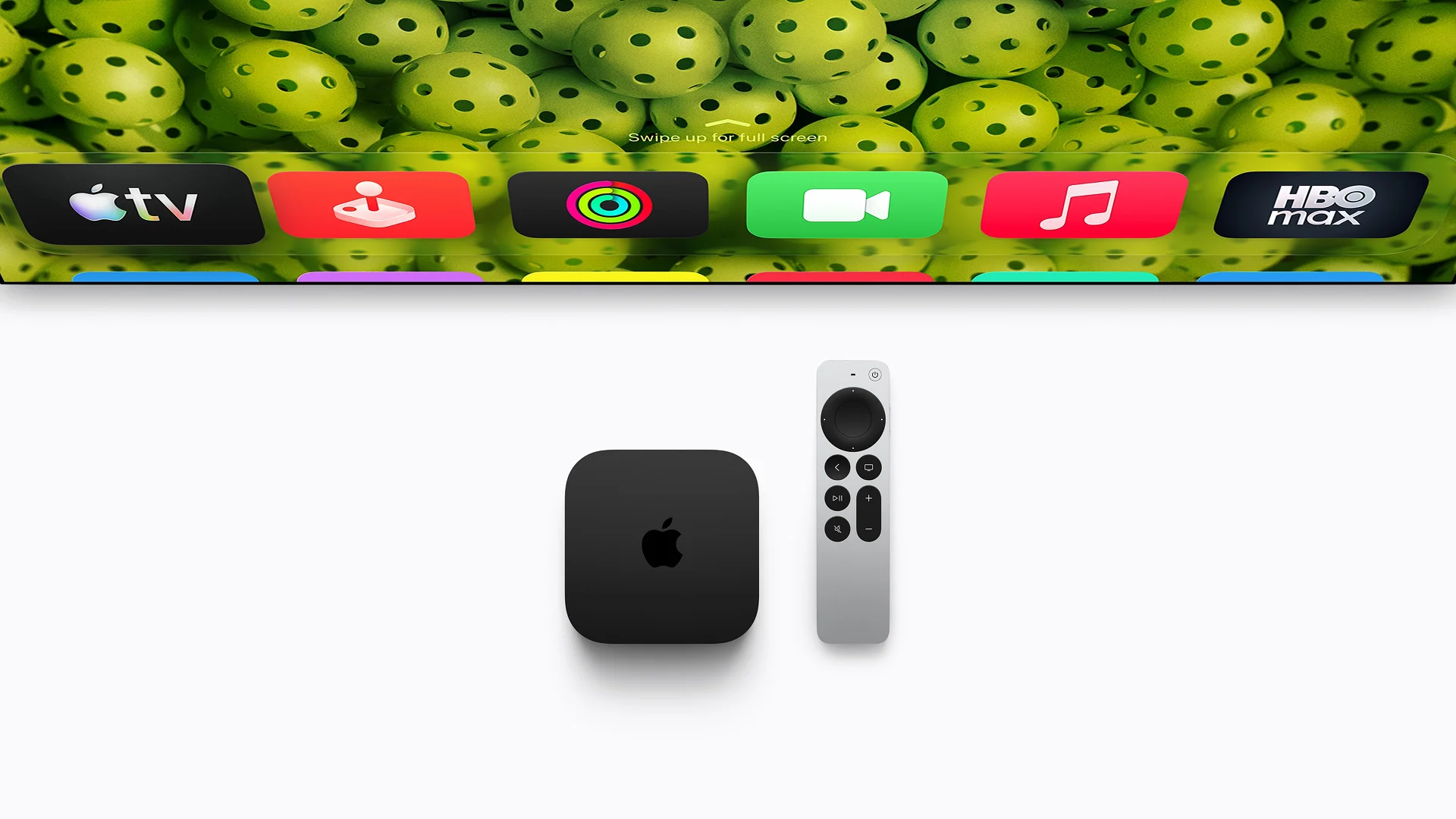 Apple TV 4K, daljinski upravljač Siri Remote i TV ekran sa ikonama aplikacija