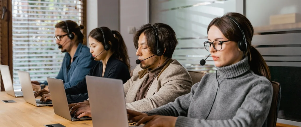 Šta je VoIP? Praktični vodič za implementaciju VoIP-a u kancelarijskim telefonskim sistemima